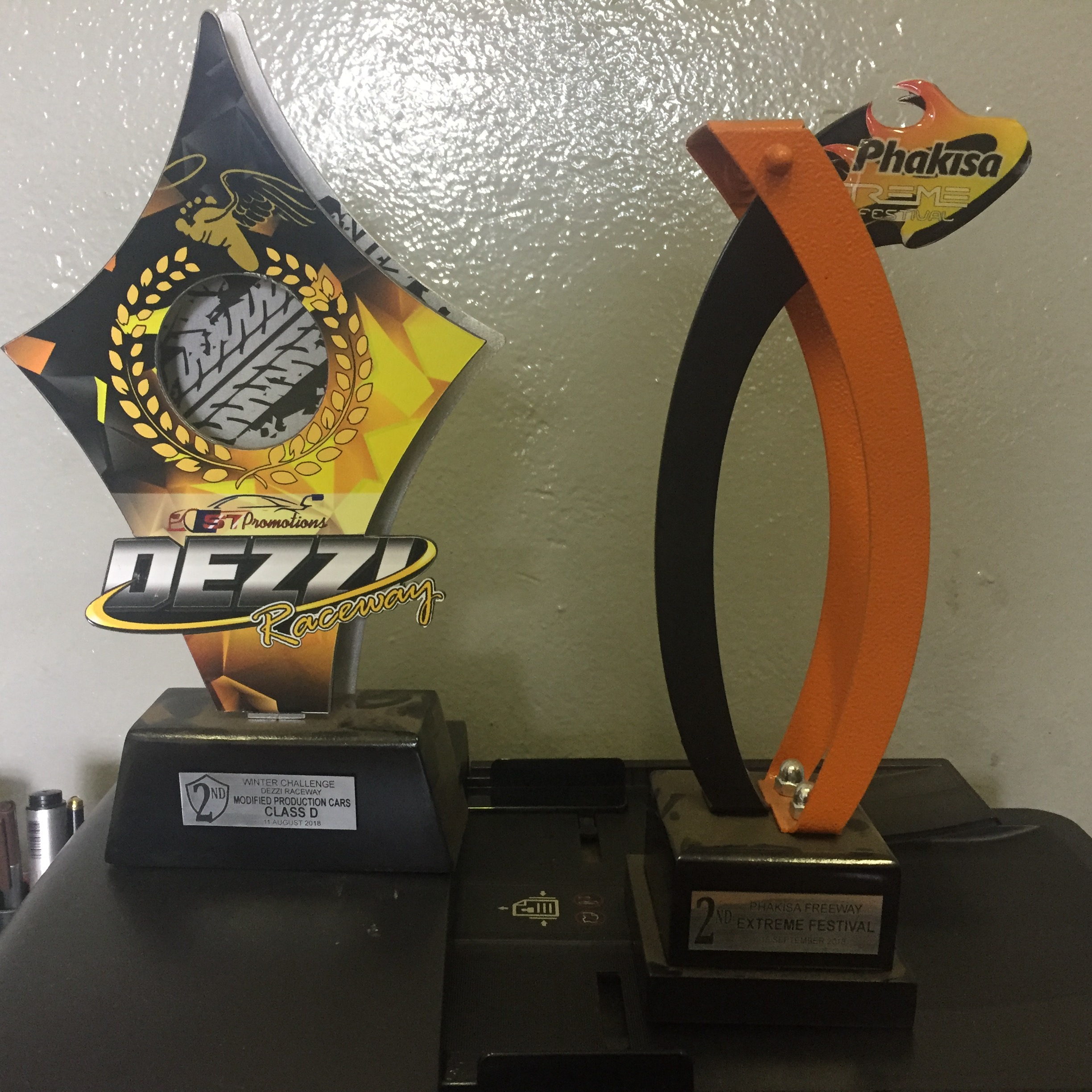 Dezzi Raceway trophy